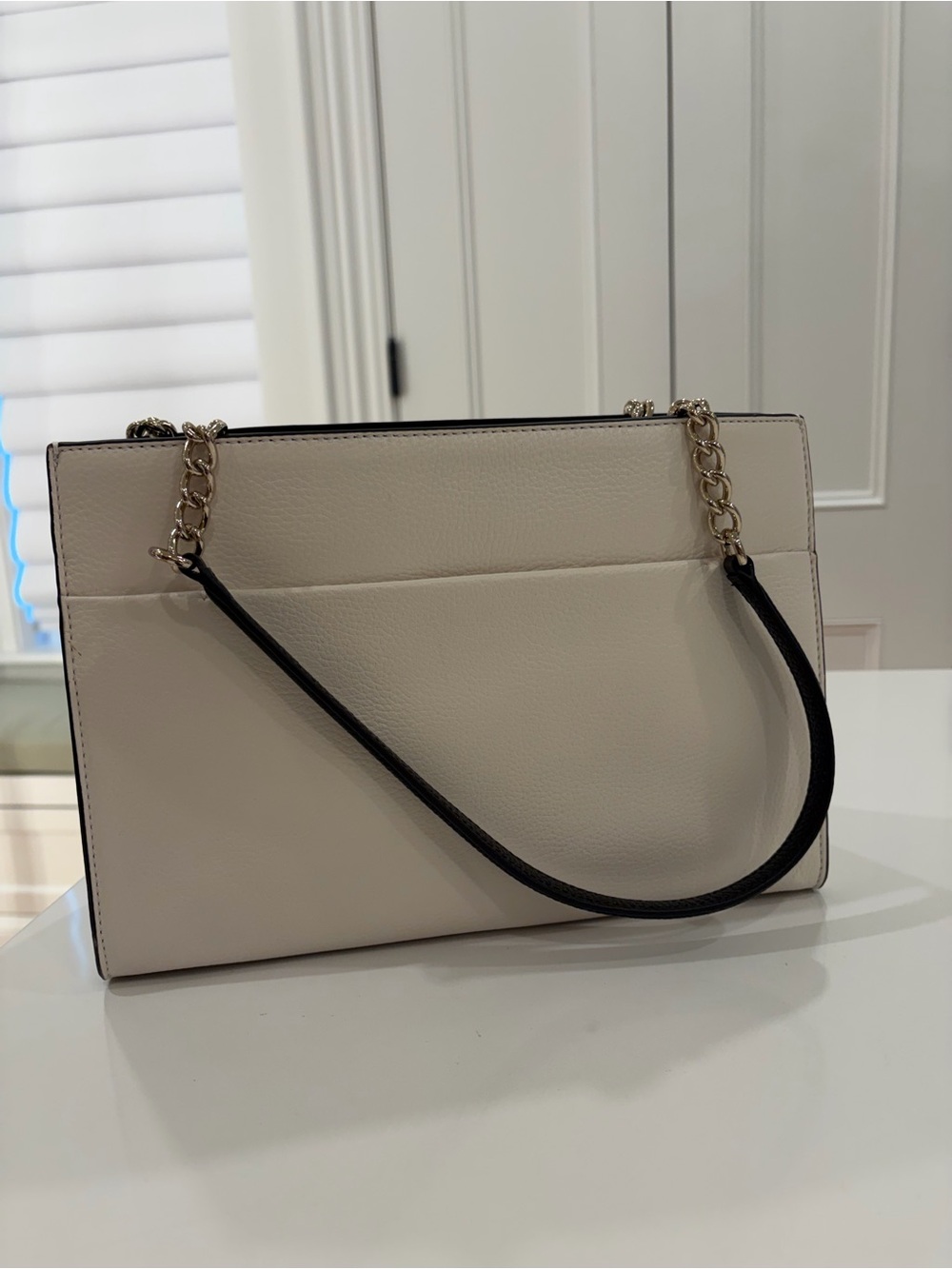 kate spade Cream Shoulder Bag with Black Trim and Bow Detail - Picture 2 of 10